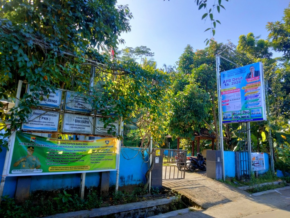Baliho Transparansi LPJ Realisasi Pelaksanaan APB Desa TA. 2023 dan APB Desa TA. 2024 Desa Jeringo
